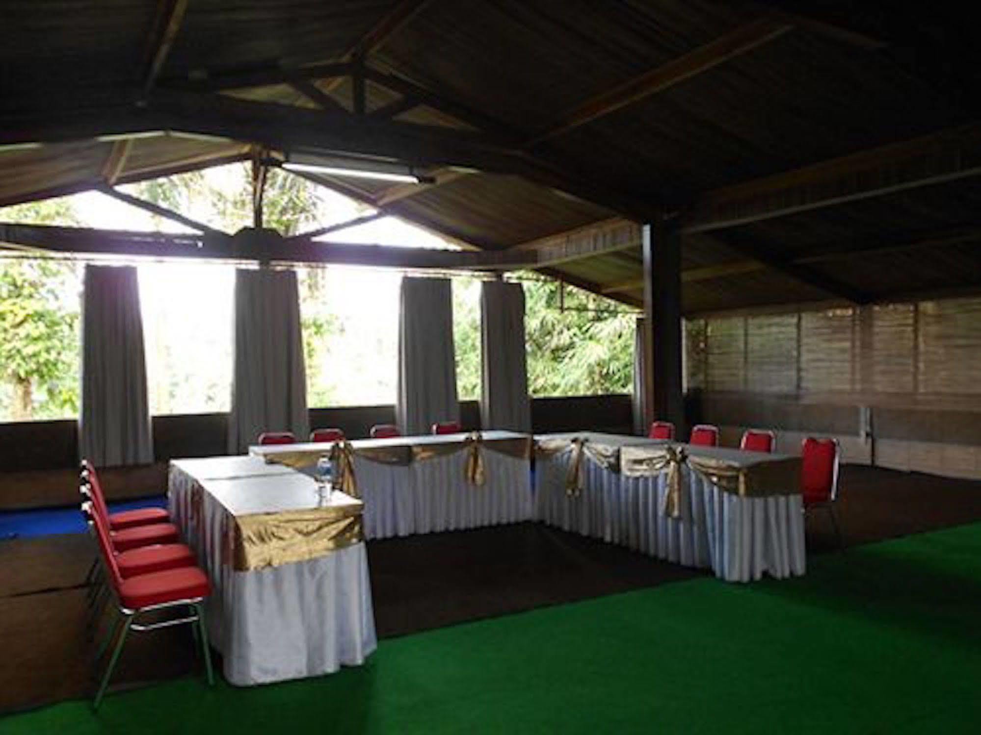 The Aura Shanti Retreat Baturiti Exteriör bild
