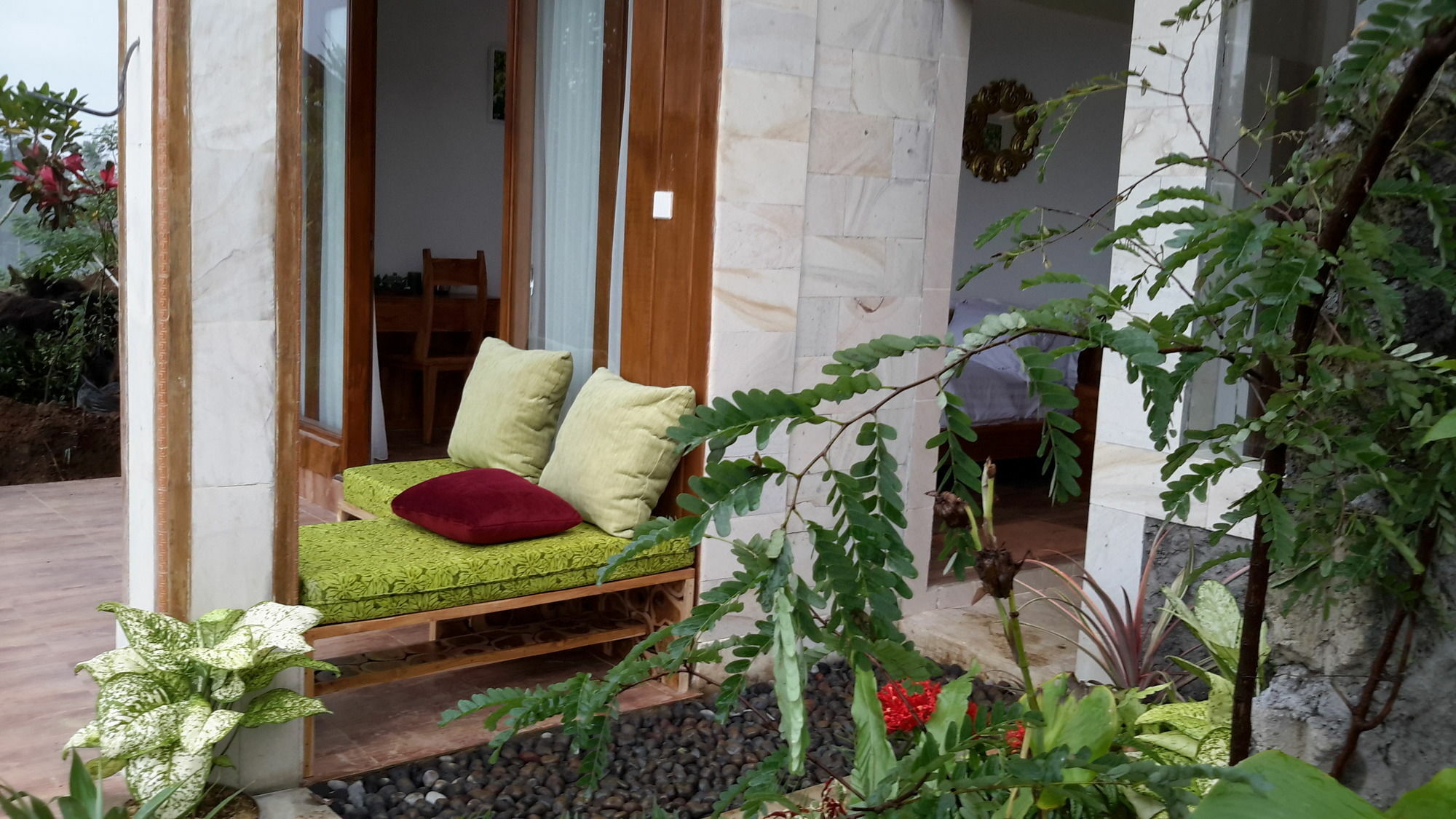 The Aura Shanti Retreat Baturiti Exteriör bild